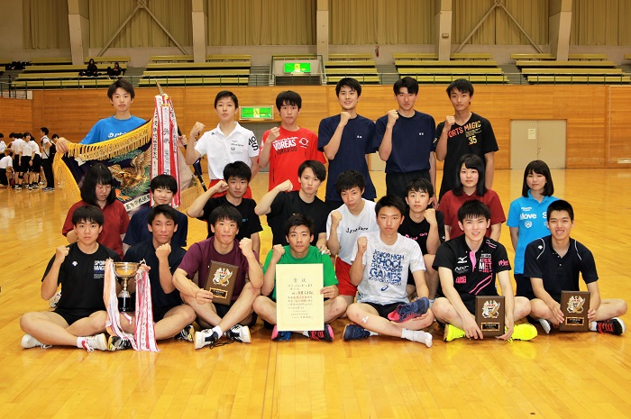 男子バレーボール部 旭川実業高等学校 学校法人 北海道立正学園