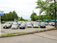 第1駐車場(正門)
